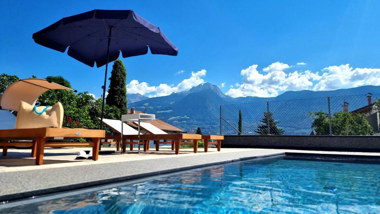 Boutique Appartamento Bacchus Marlengo Exterior foto